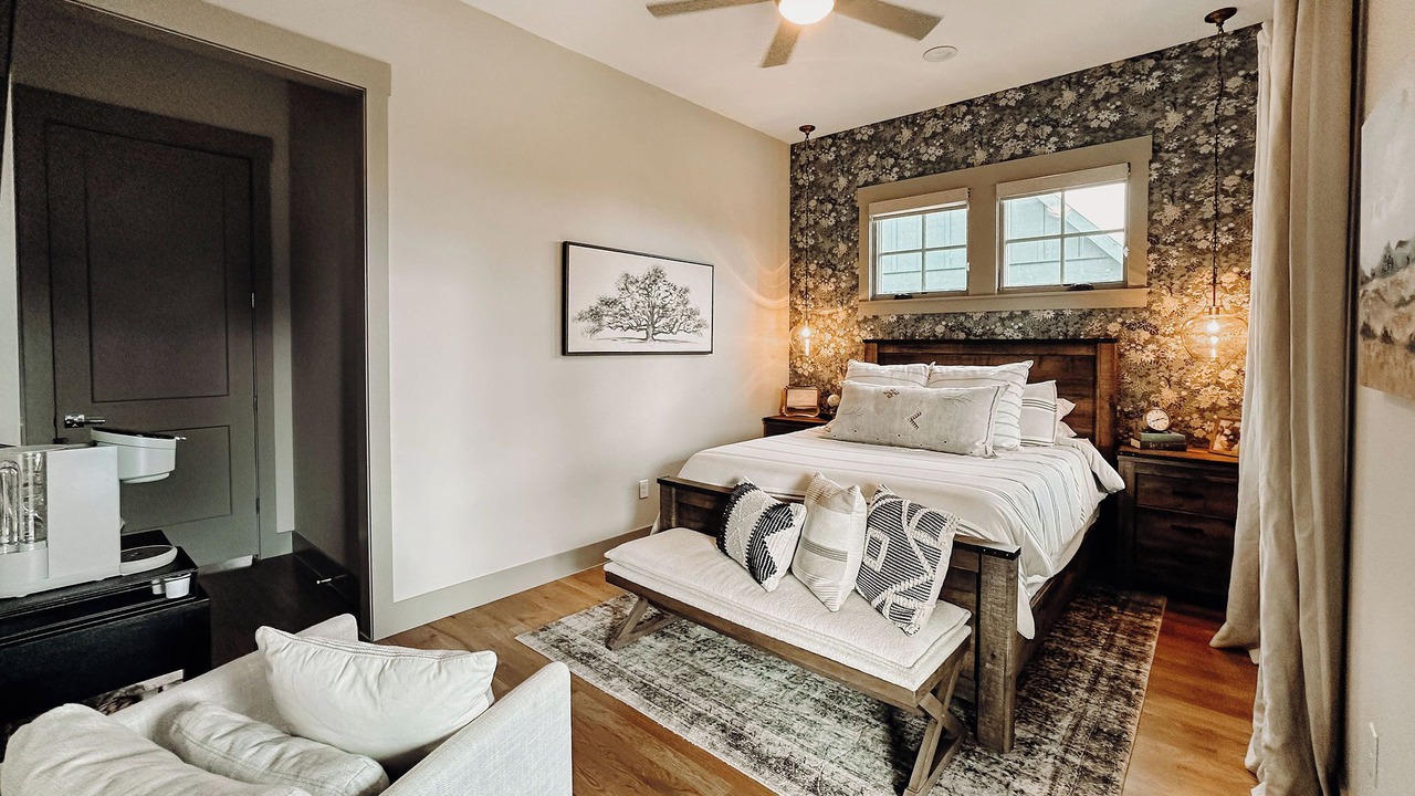 Photo of Bedroom in Eufaula