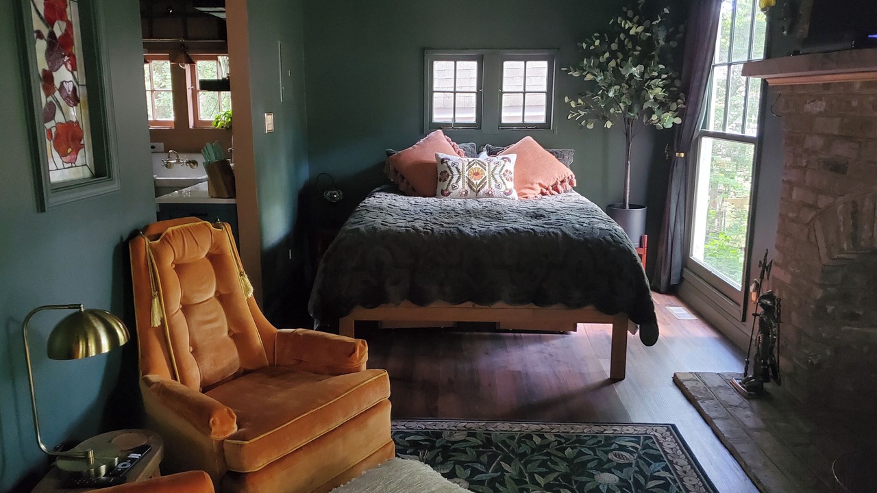 Photo of Bedroom in North Chesterfield