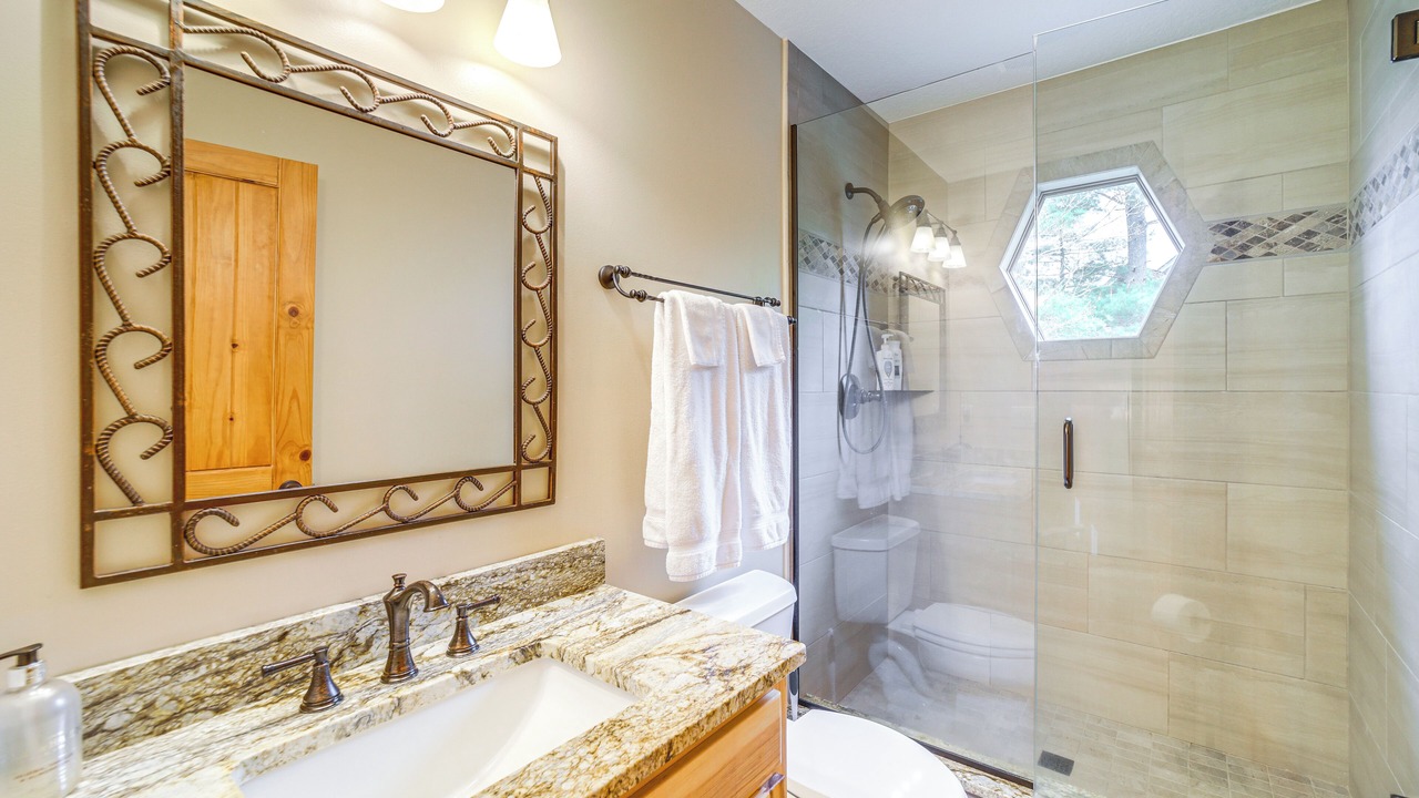 Photo of Bathroom in Sapphire