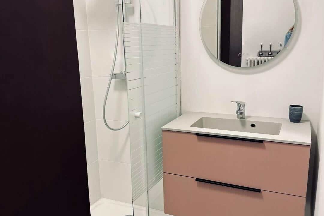 Photo of Bathroom in Carmes