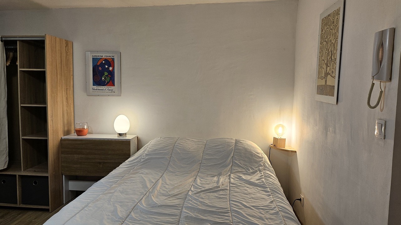 Photo of Bedroom in Les Arceaux