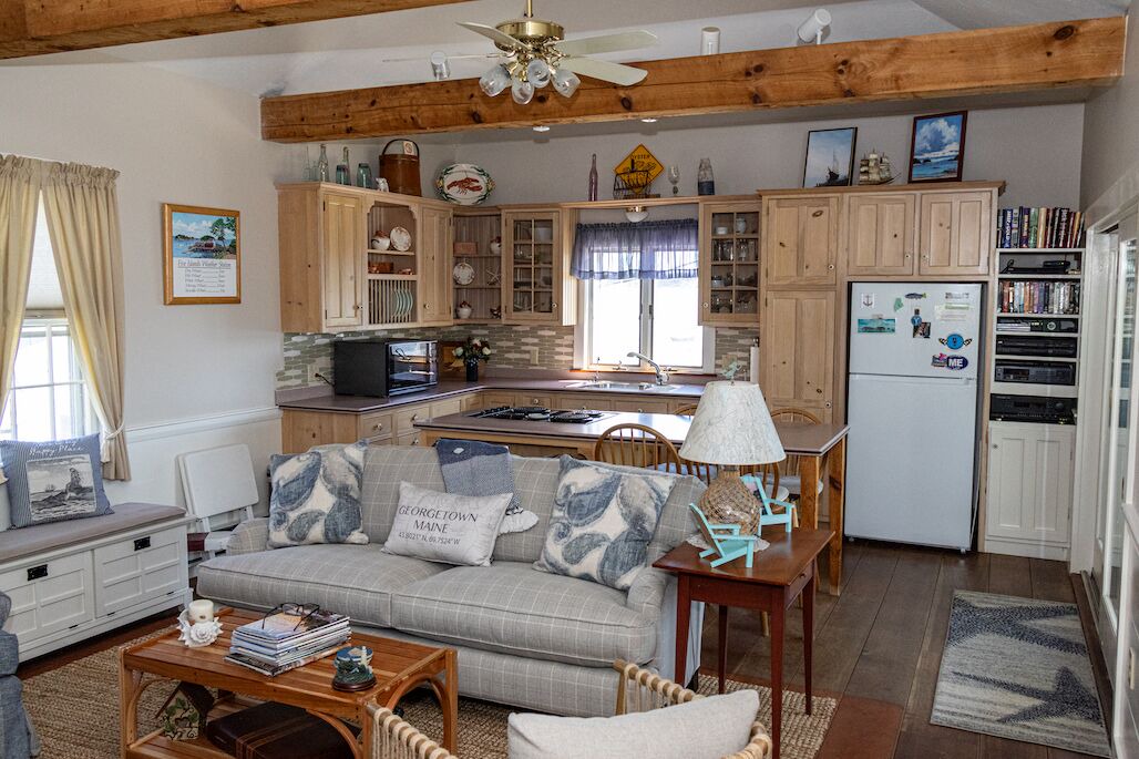 Photo of Livingroom in Five Islands