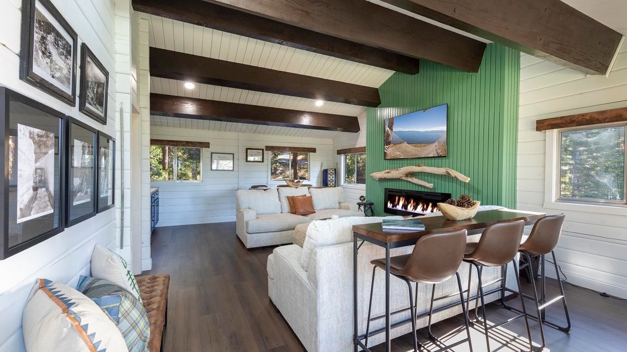 Photo of Livingroom in Kings Beach