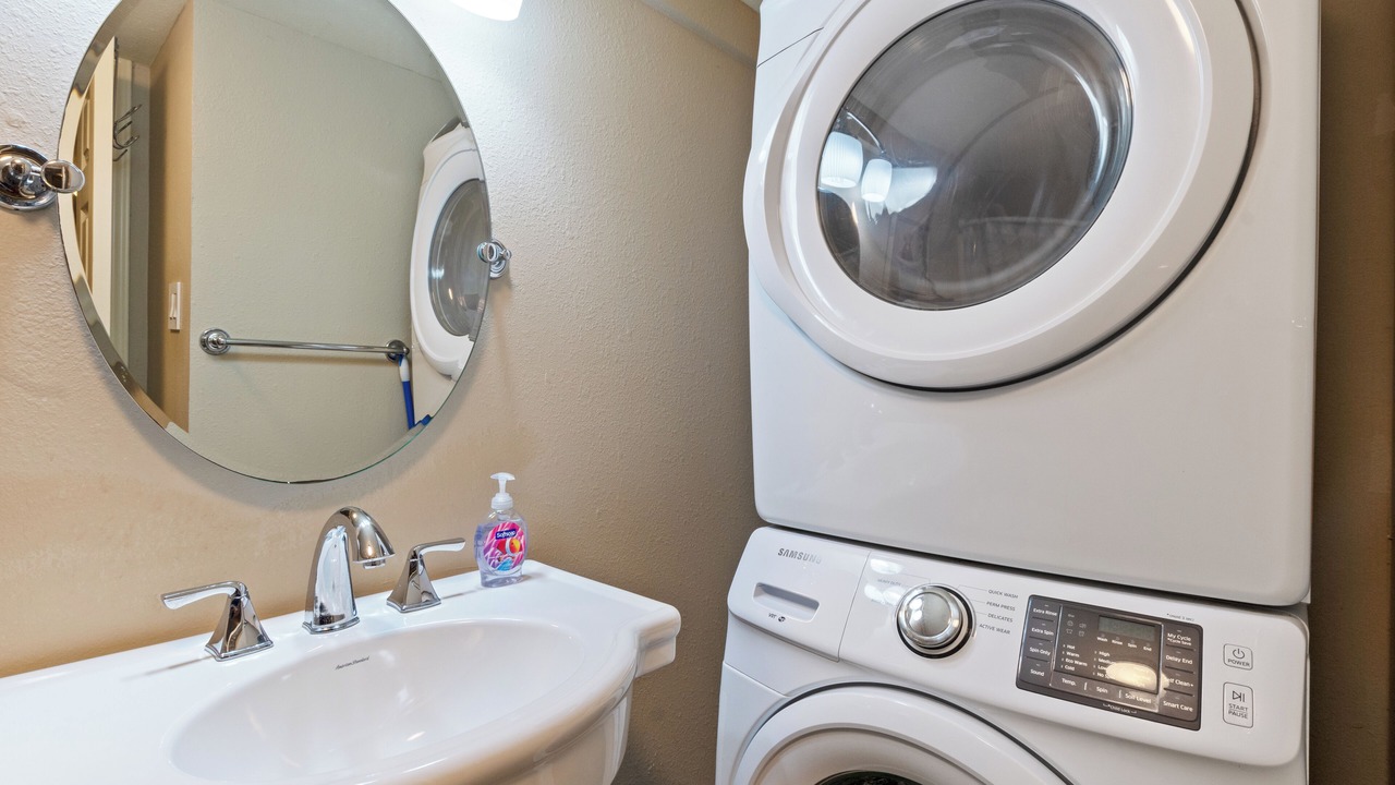Photo of Bathroom in Carolyn Estates