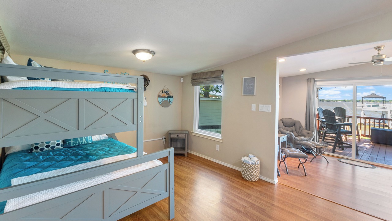 Photo of Bedroom in Carolyn Estates