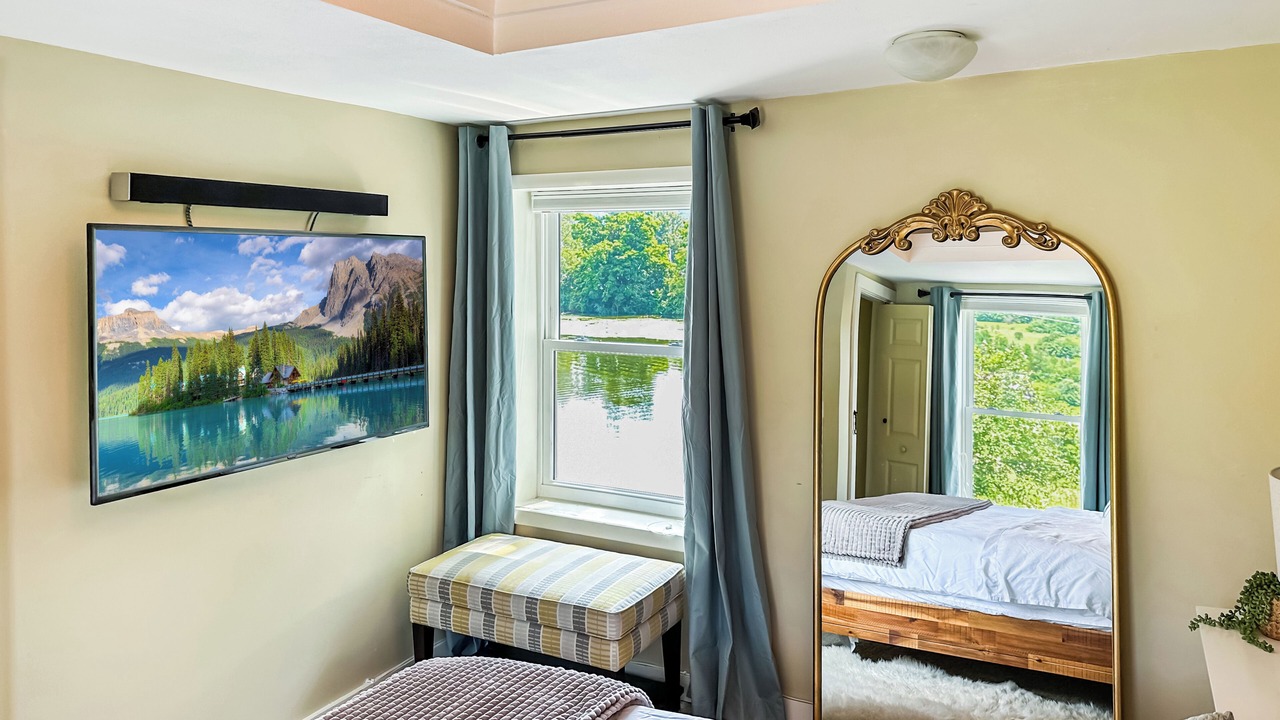 Photo of Bedroom in Homer