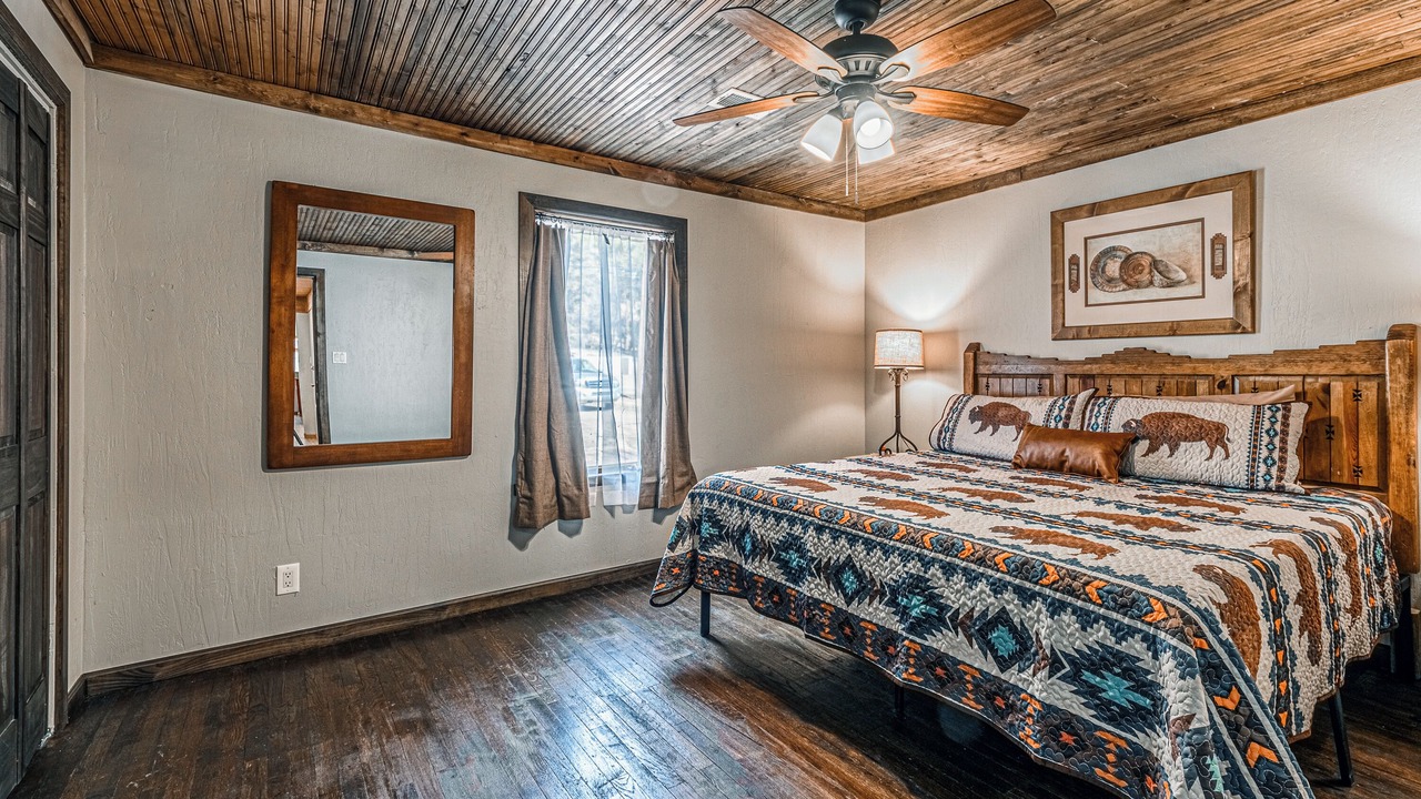 Photo of Bedroom in Ruidoso