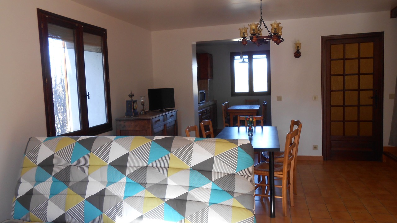 Photo of Others in Crest