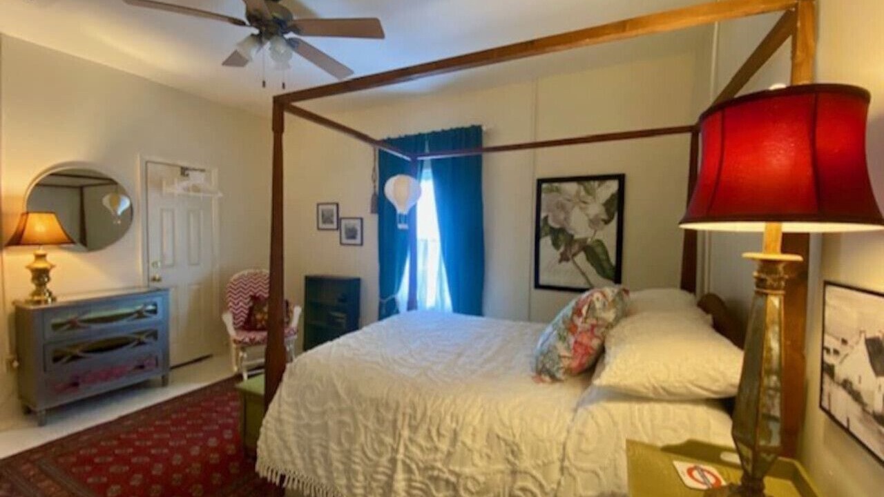 Photo of Bedroom in Natchez