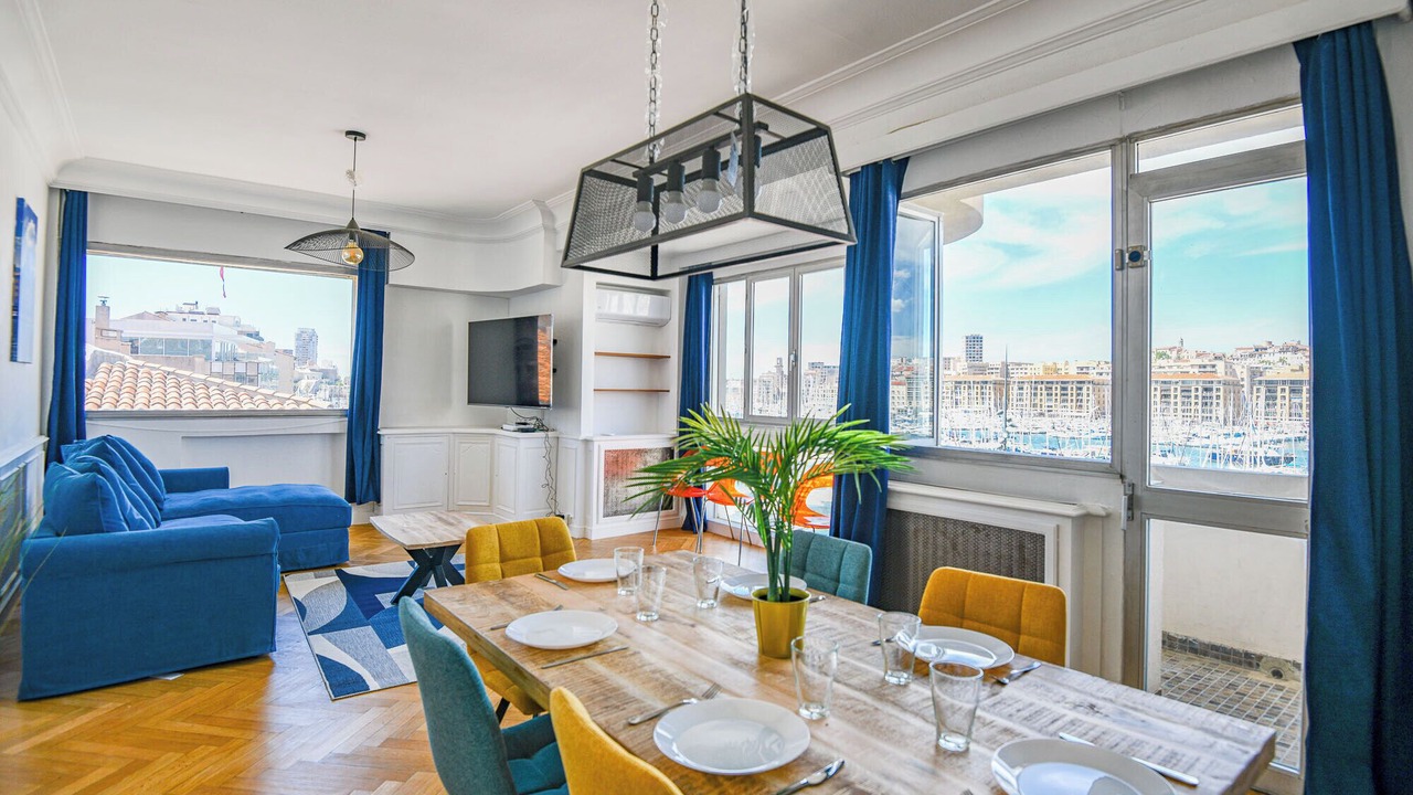 Photo of Others in Opera