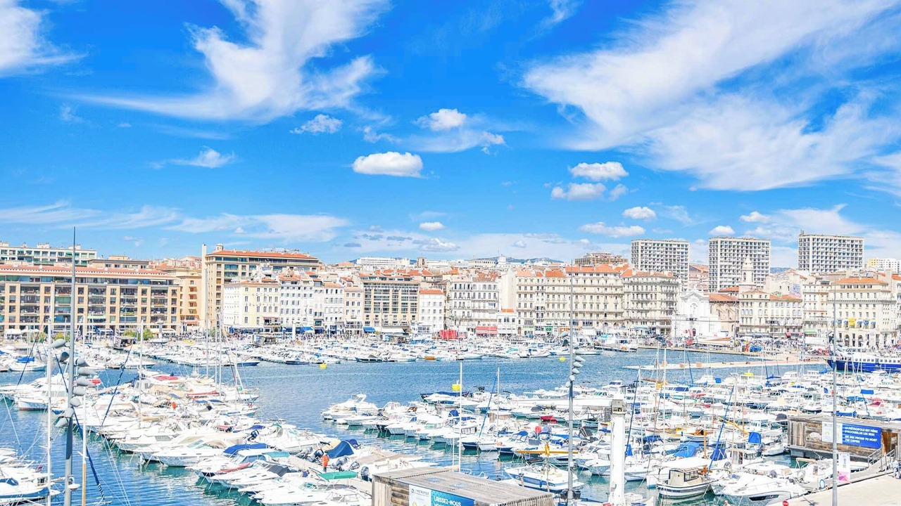 Photo of Others in Opera