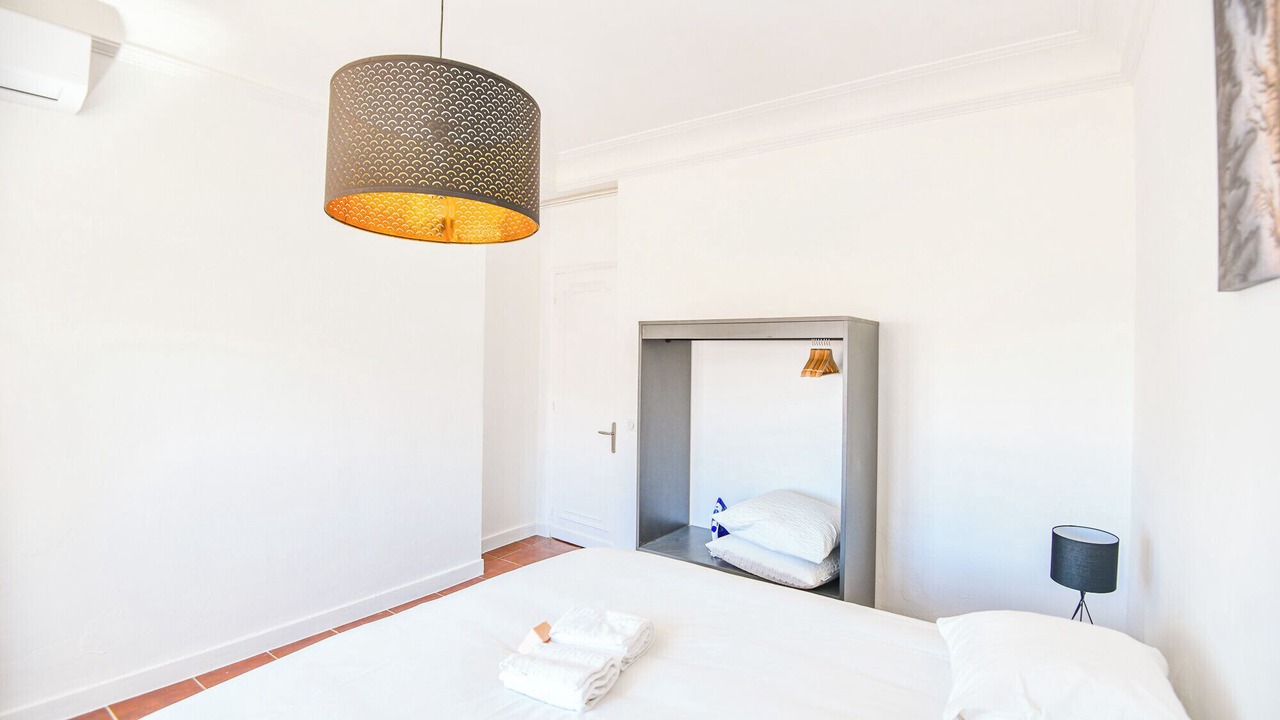 Photo of Bedroom in Opera