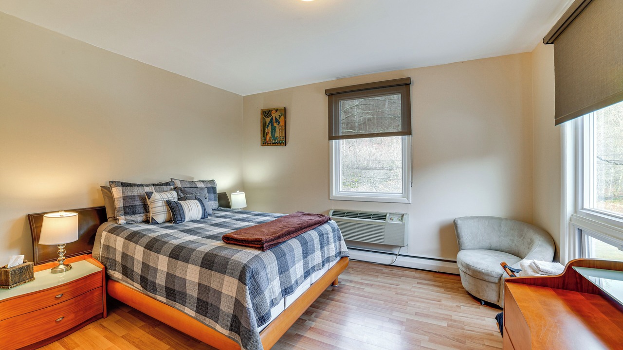 Photo of Others in East Branch