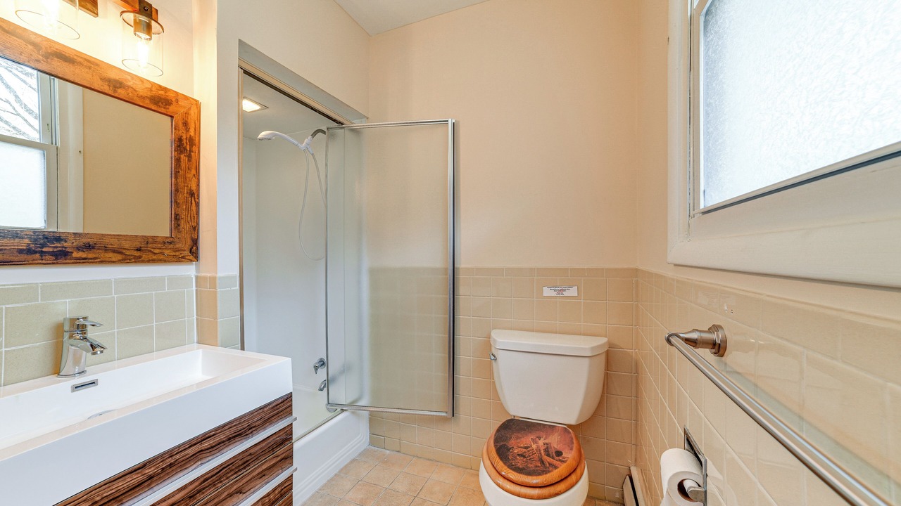 Photo of Bathroom in East Branch