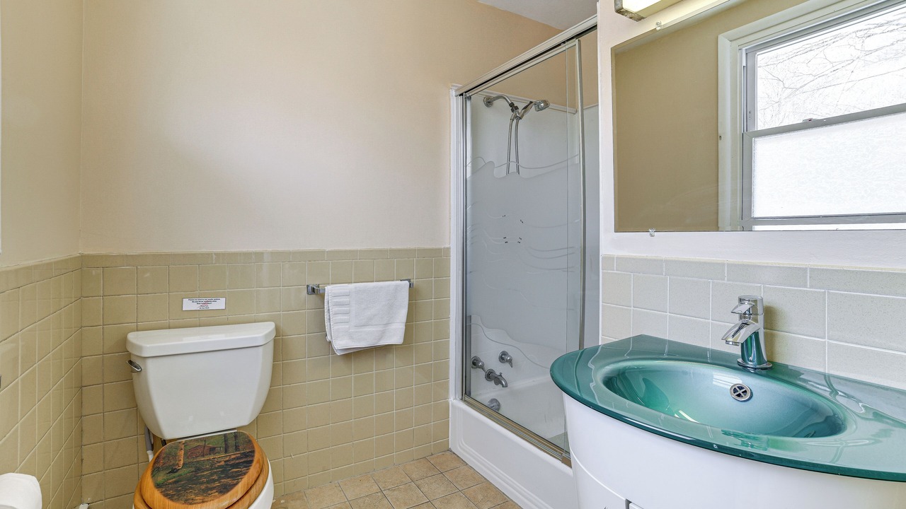 Photo of Bathroom in East Branch