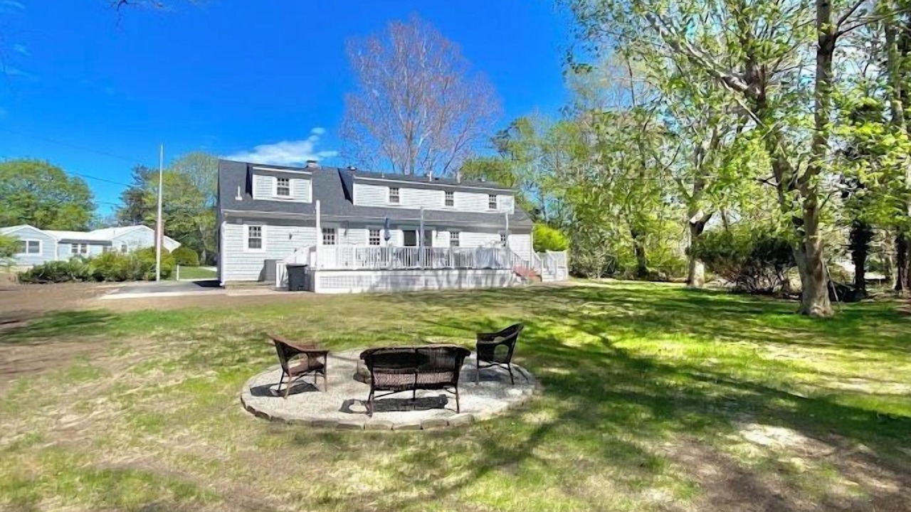 Photo of Others in Yarmouth Port