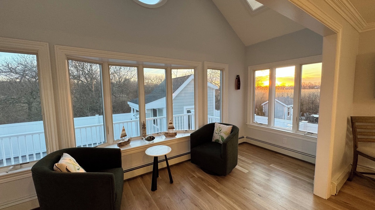 Photo of Livingroom in Ocean Bluff-Brant Rock