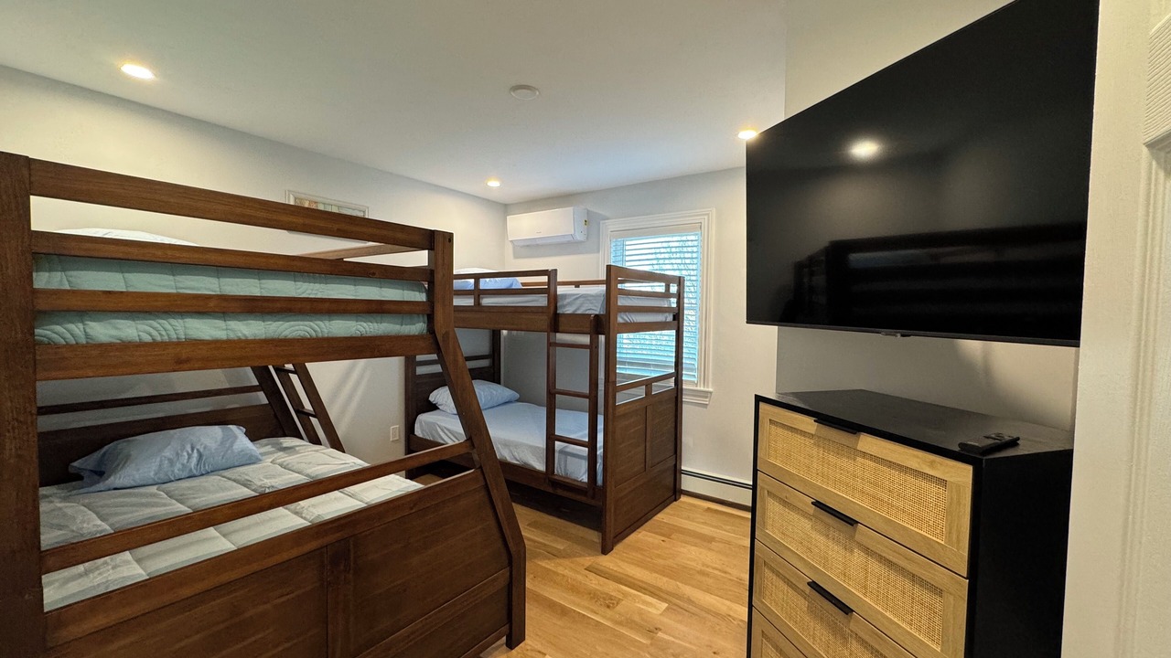 Photo of Bedroom in Ocean Bluff-Brant Rock