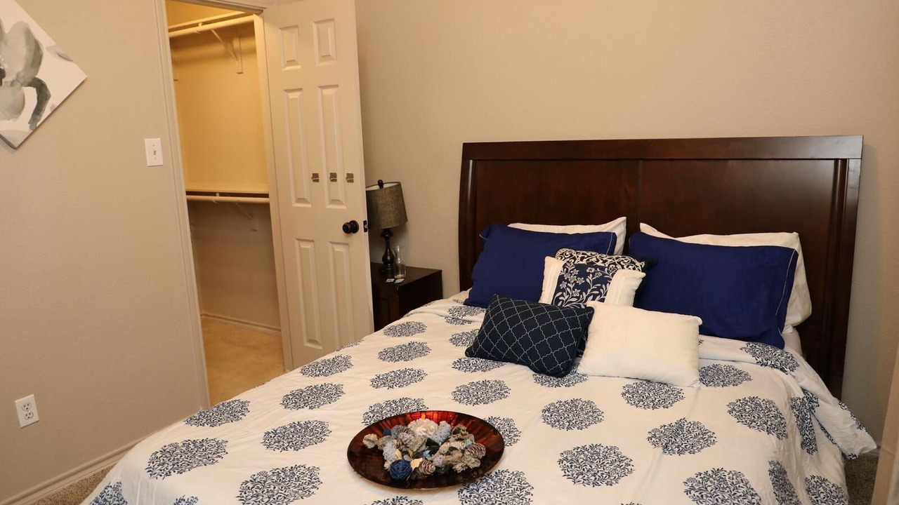 Photo of Bedroom in Saginaw
