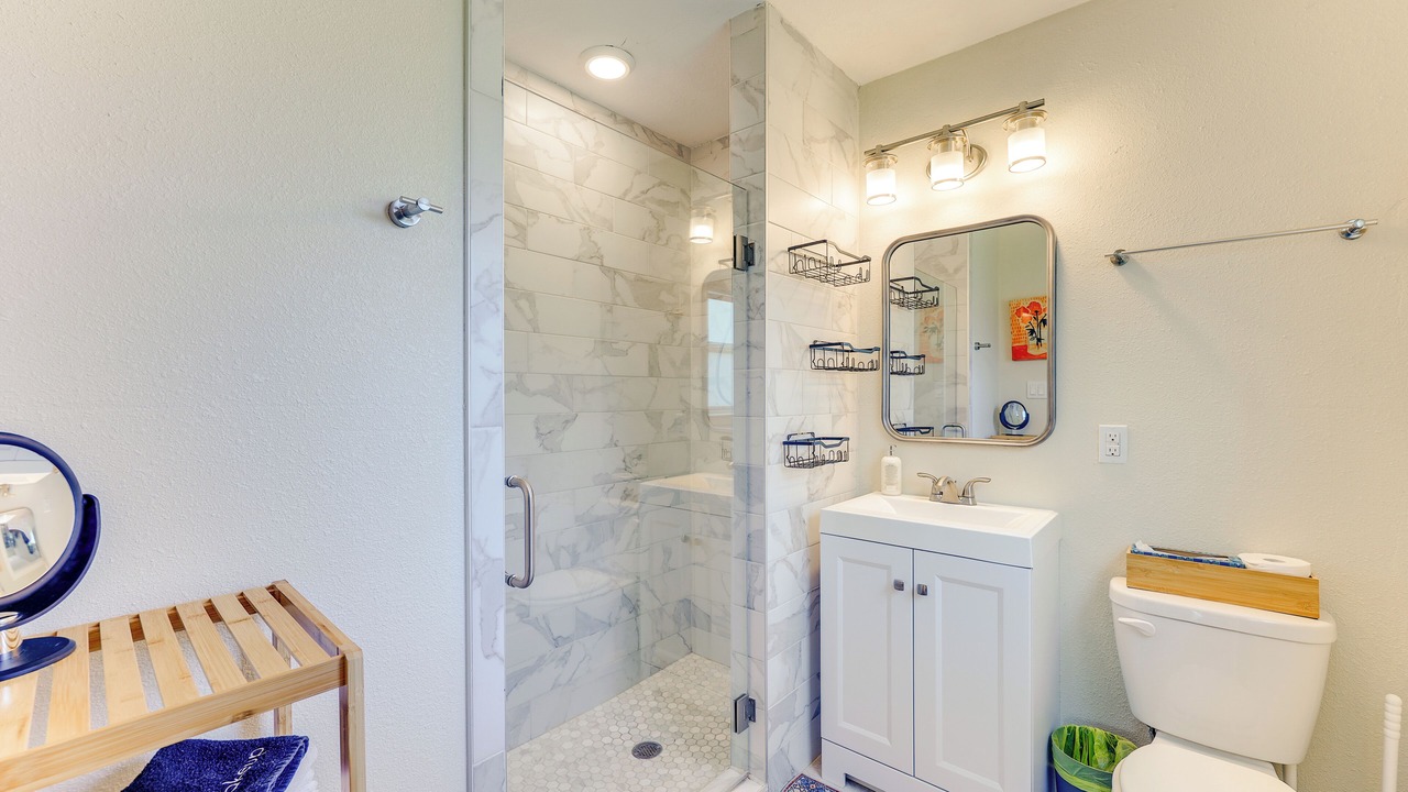Photo of Bathroom in Shearer Hills - Ridgeview