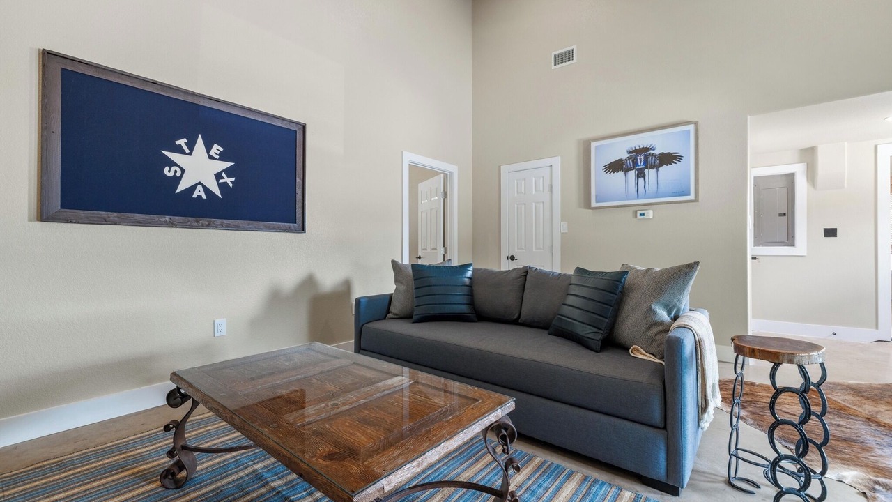Photo of Livingroom in Burnet