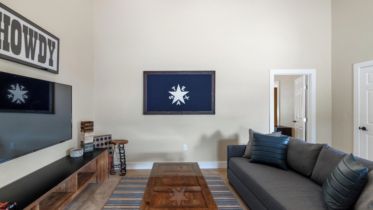 Photo of Livingroom in Burnet