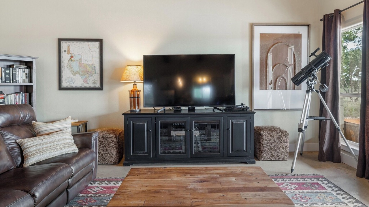 Photo of Livingroom in Burnet