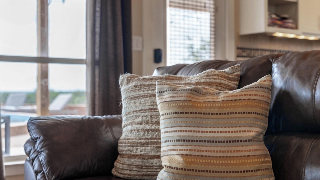 Photo of Livingroom in Burnet