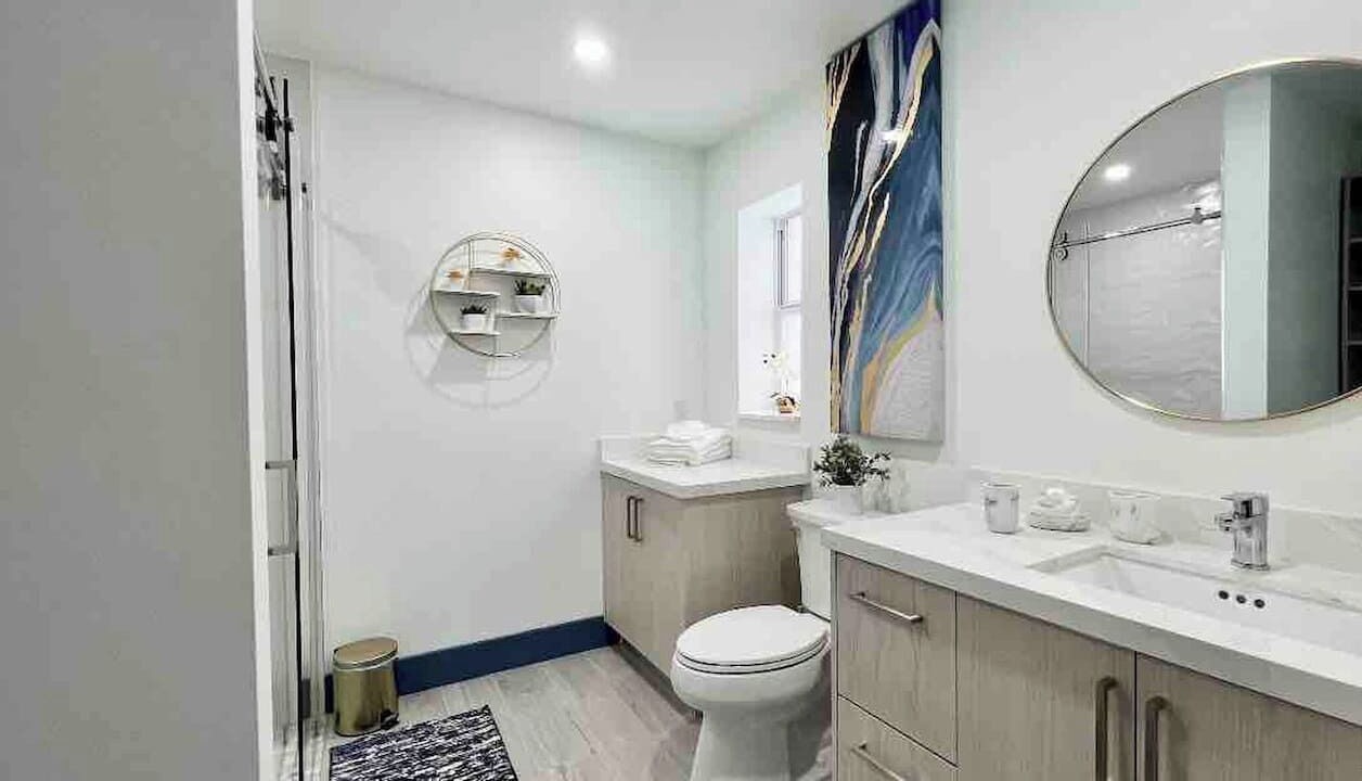 Photo of Bathroom in Olympia Heights