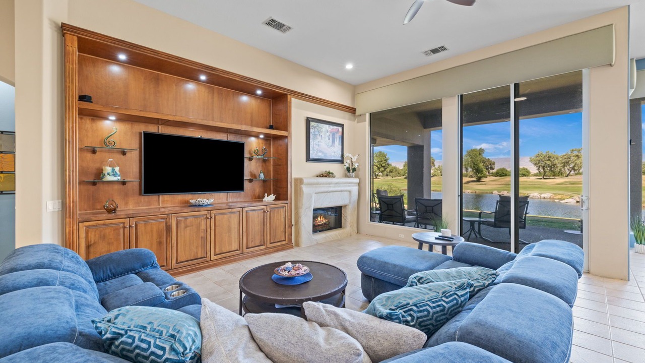 Photo of Livingroom in Rancho Mirage