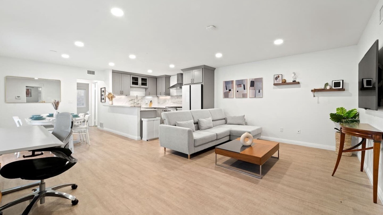 Photo of Livingroom in Rancho Penasquitos