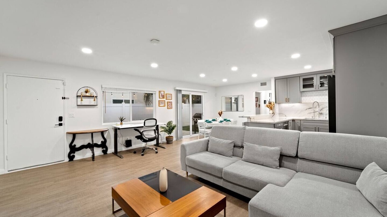 Photo of Livingroom in Rancho Penasquitos