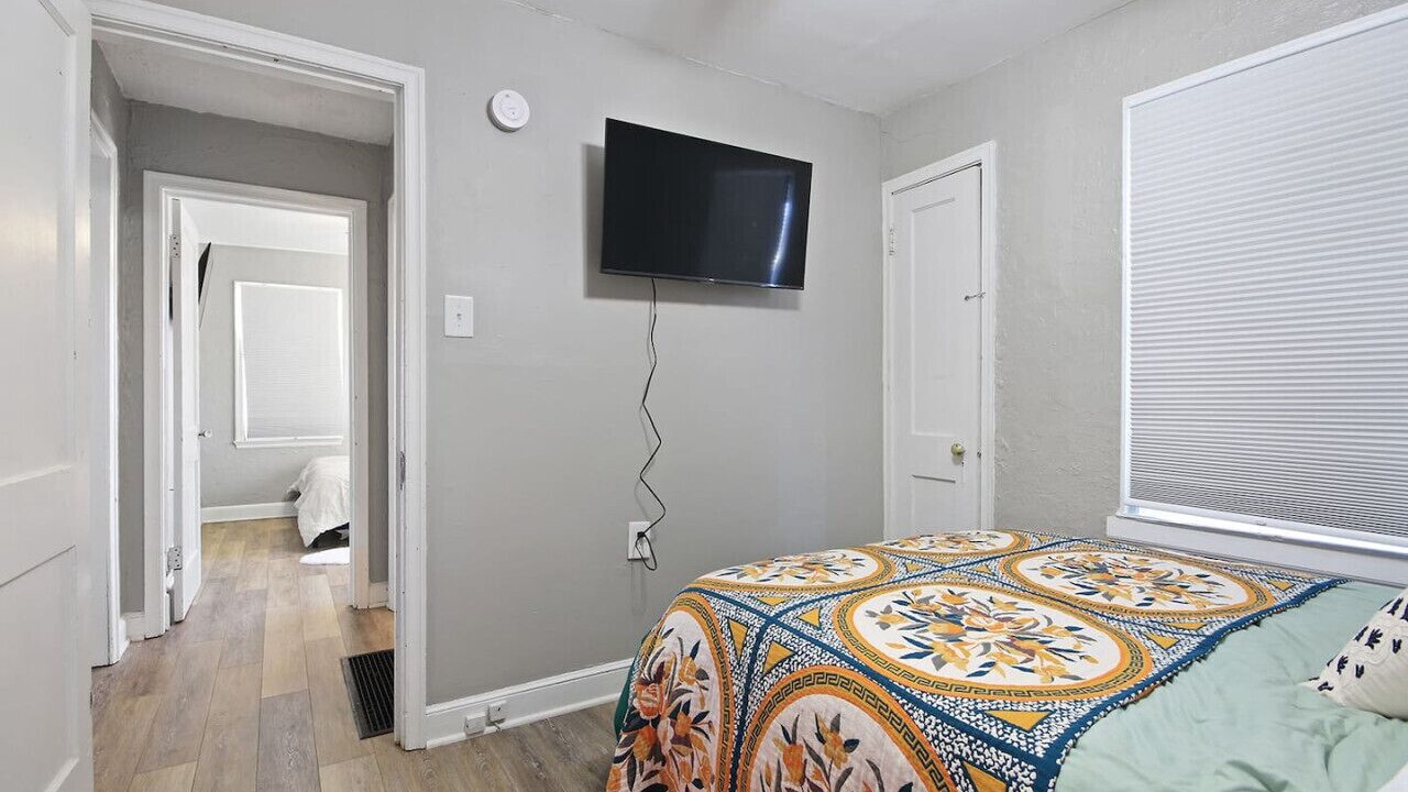 Photo of Bedroom in Columbia
