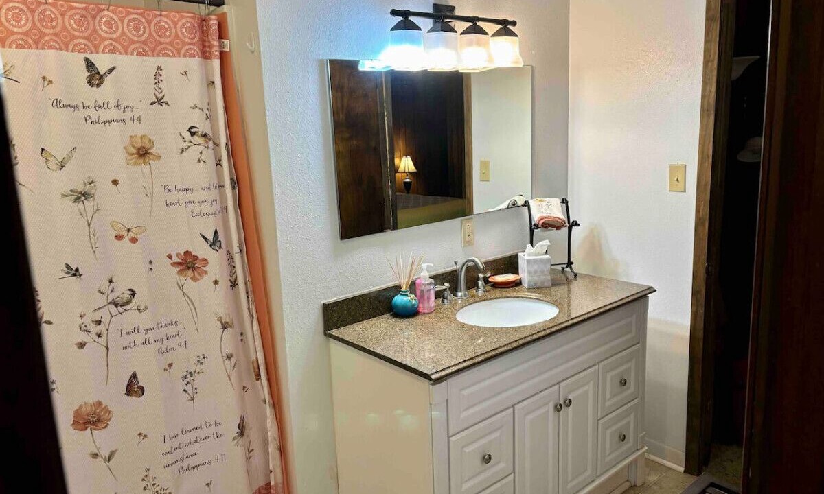 Photo of Bathroom in Negreet