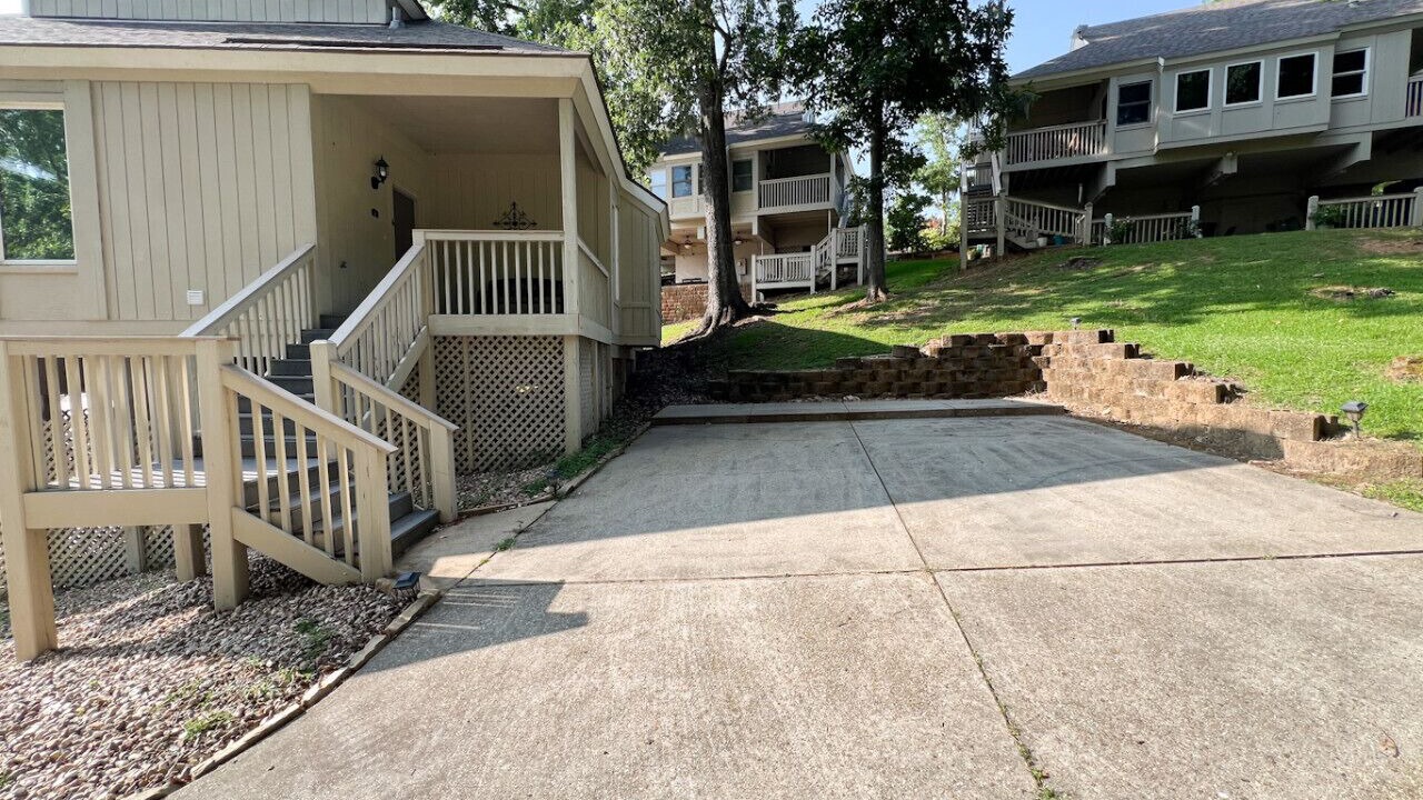 Photo of Outdoor in Negreet