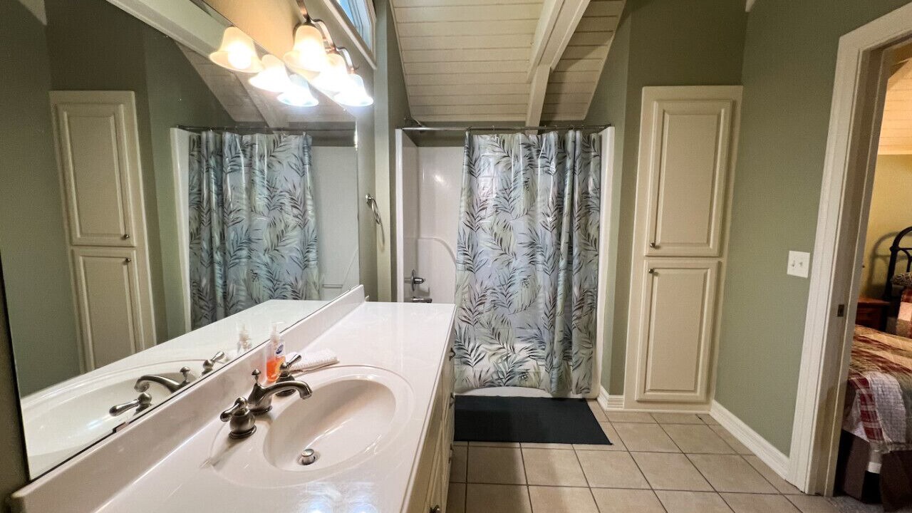 Photo of Bathroom in Negreet
