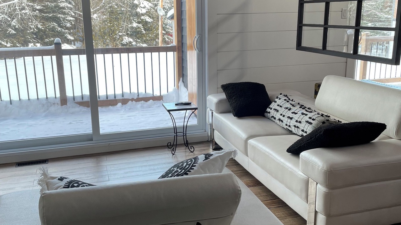 Photo of Livingroom in Saint-Mathieu-du-Parc