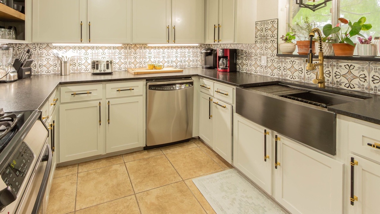 Photo of Kitchen in South Side