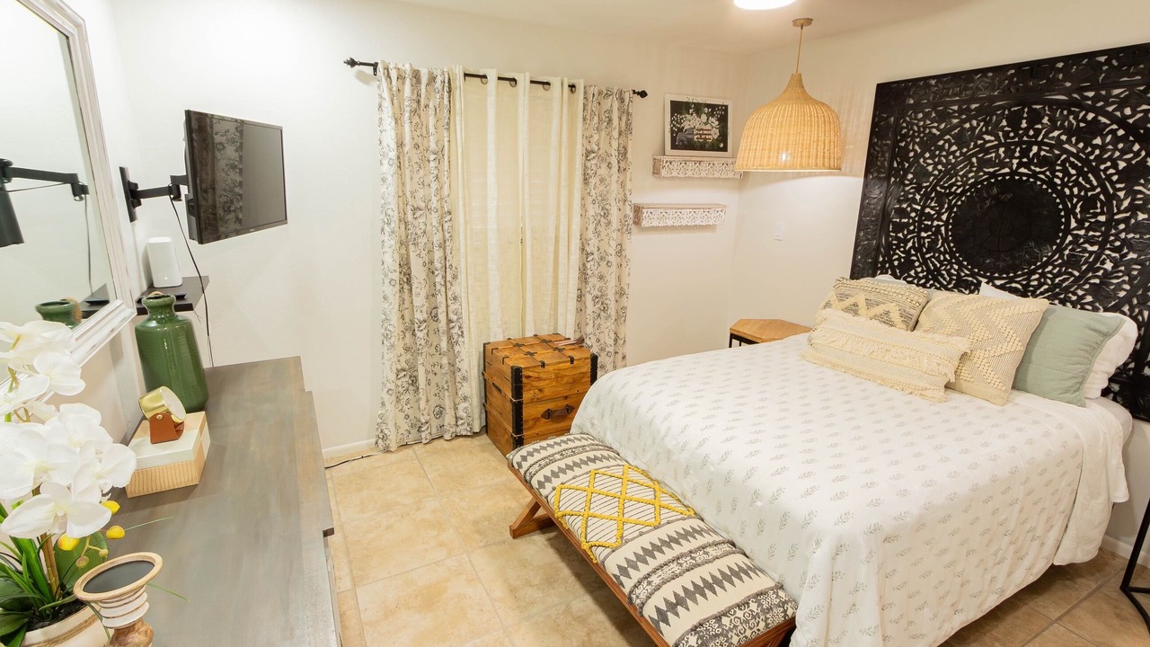 Photo of Bedroom in South Side