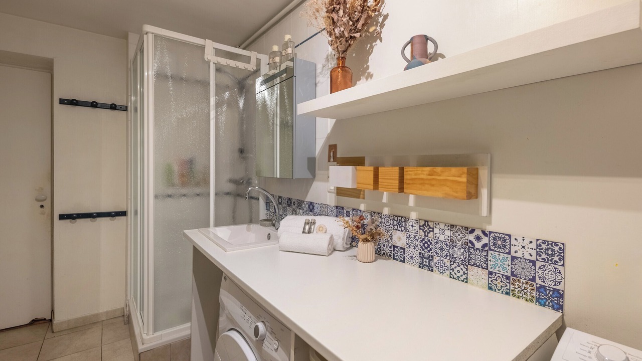 Photo of Bathroom in Charlier - Valvert