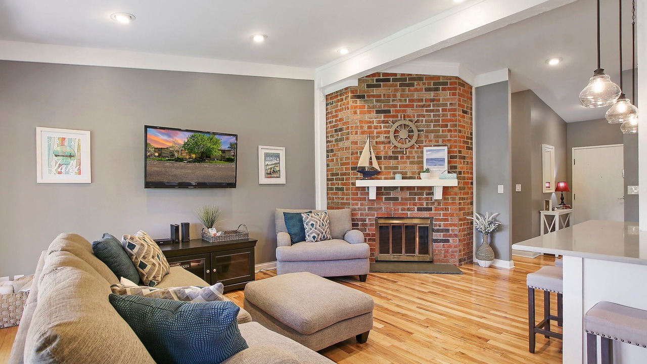 Photo of Livingroom in Fontana-on-Geneva Lake