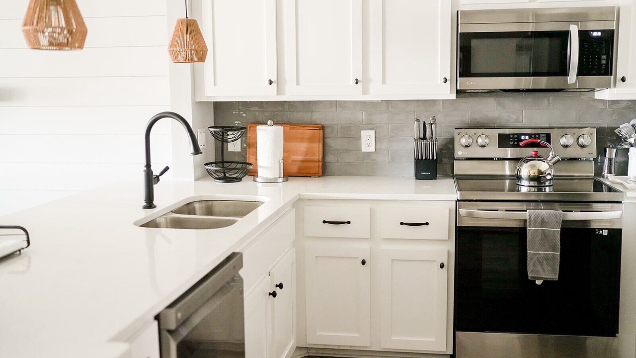 Photo of Others in Saint Simons Heights