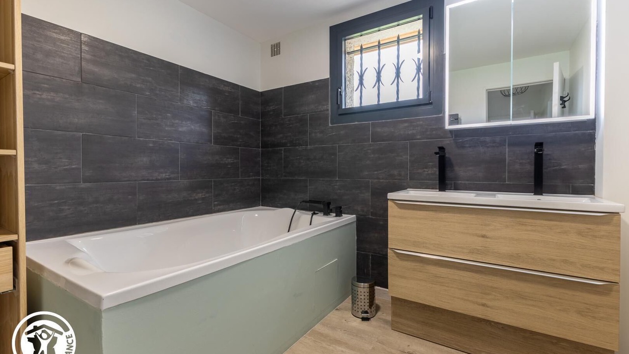 Photo of Bathroom in Perpezat