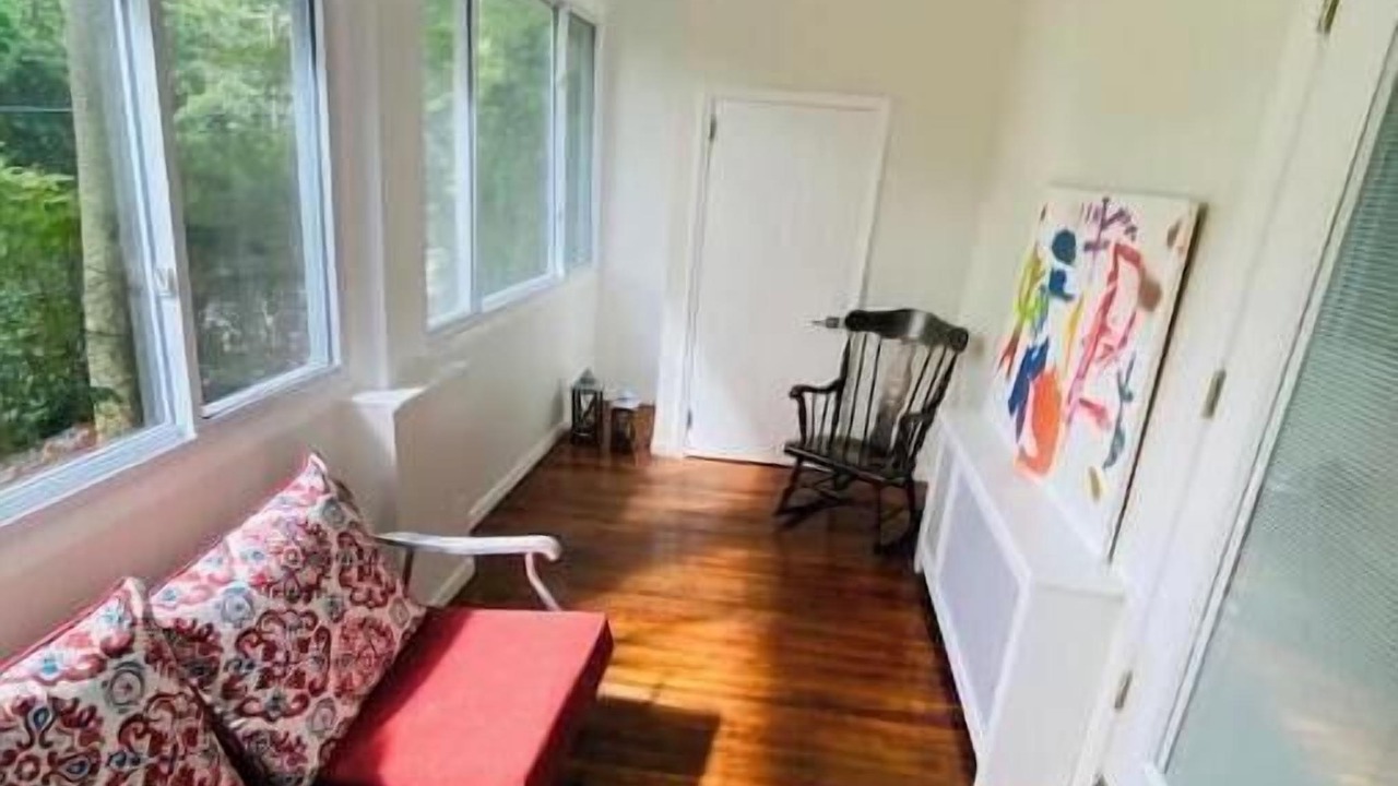 Photo of Livingroom in Valley Run