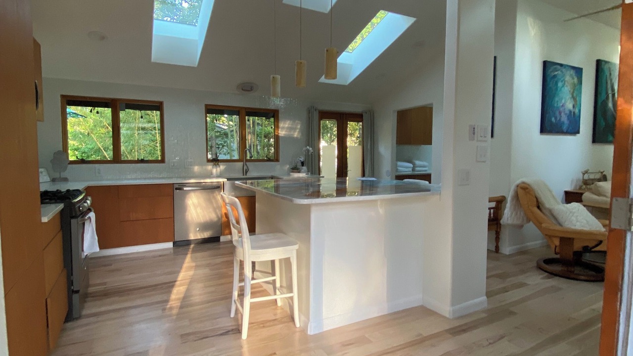 Photo of Others in Western