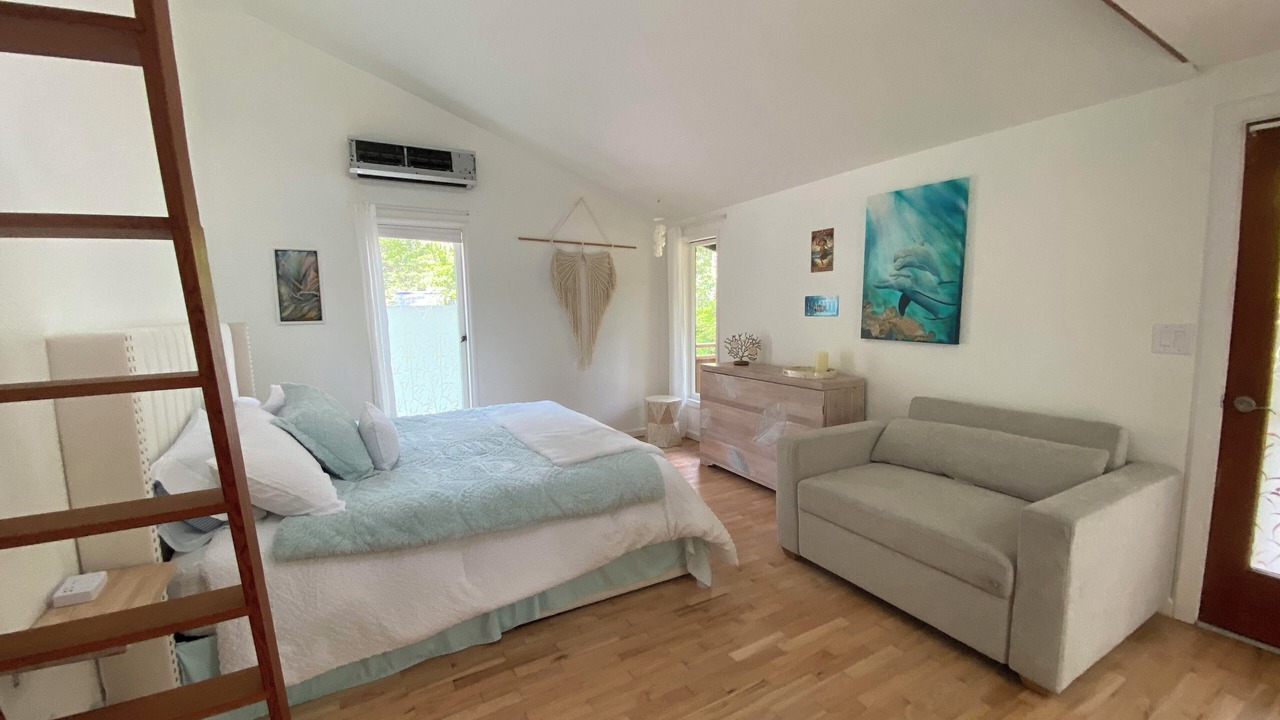 Photo of Bedroom in Western