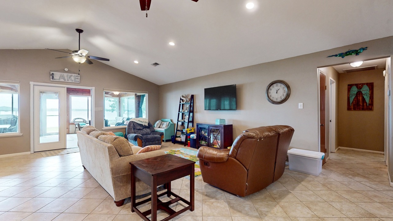 Photo of Livingroom in Cotton Gin