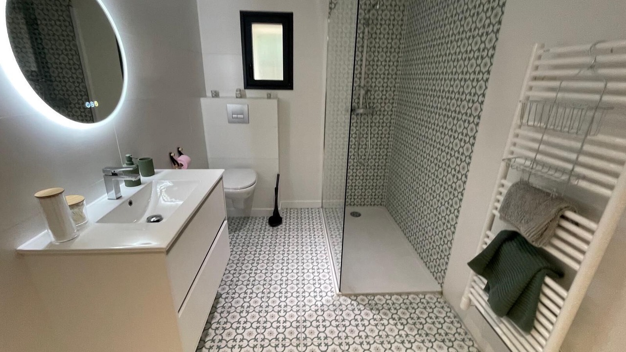 Photo of Bathroom in Montauban