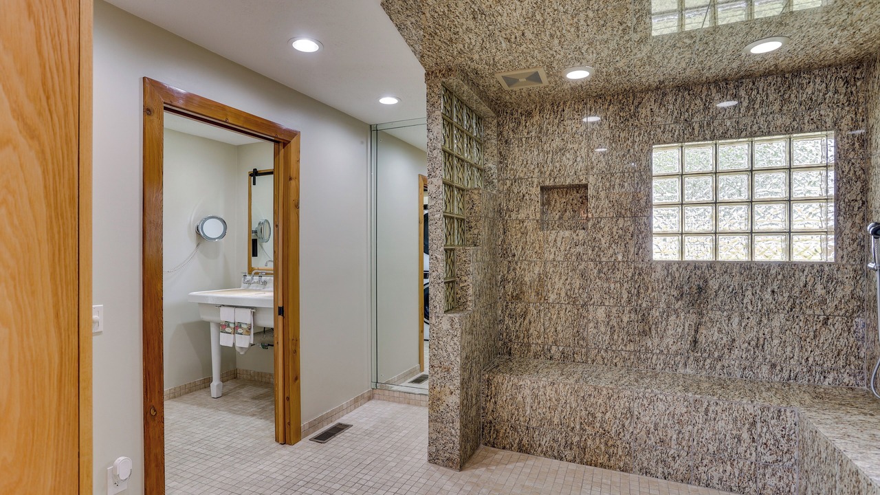 Photo of Bathroom in Deering
