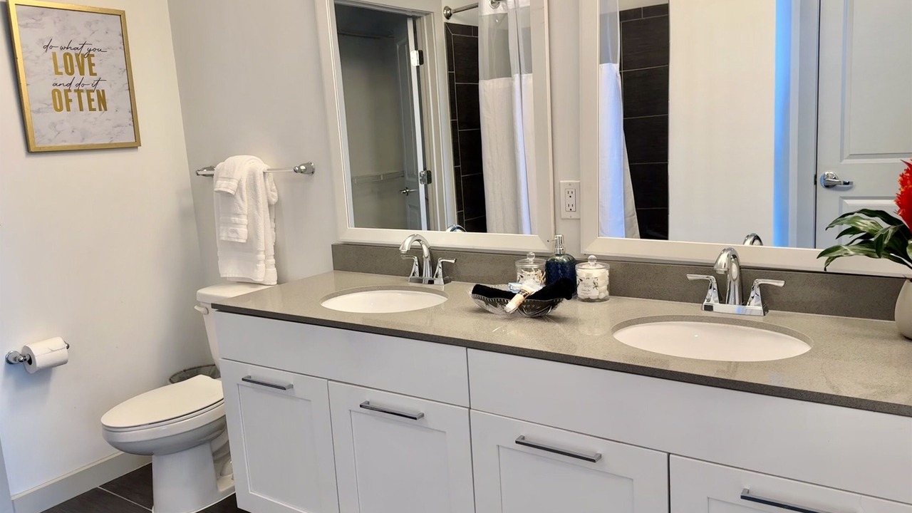 Photo of Bathroom in North Buckhead